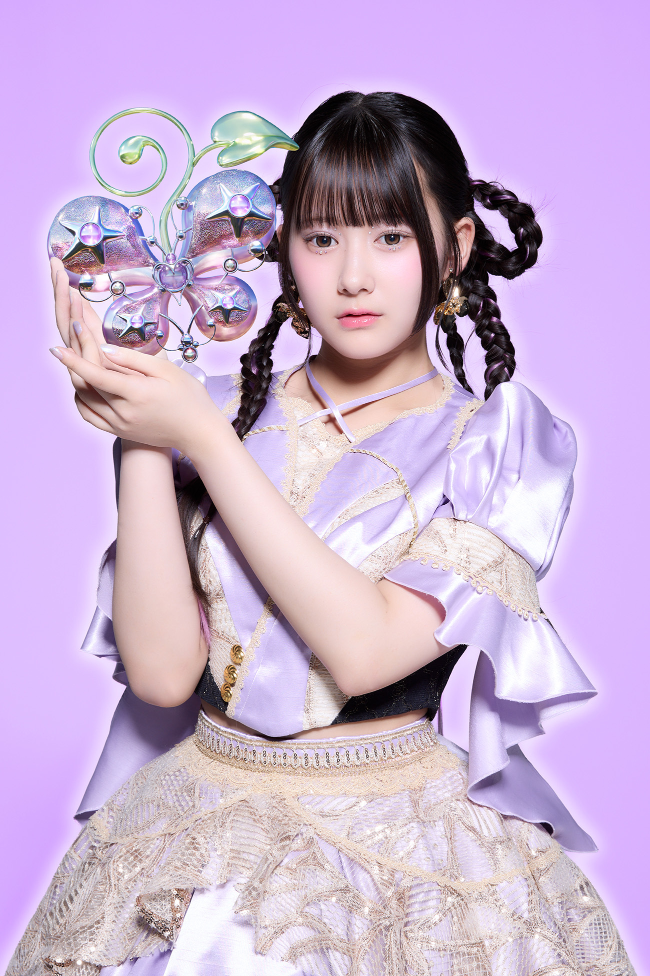 Bg_artistpic_airi
