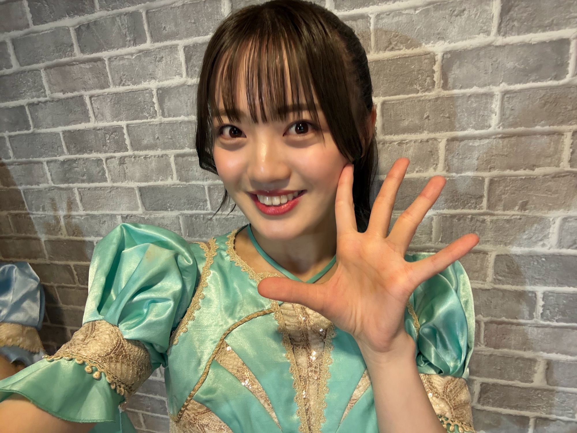 やついフェス♪ (希山愛)